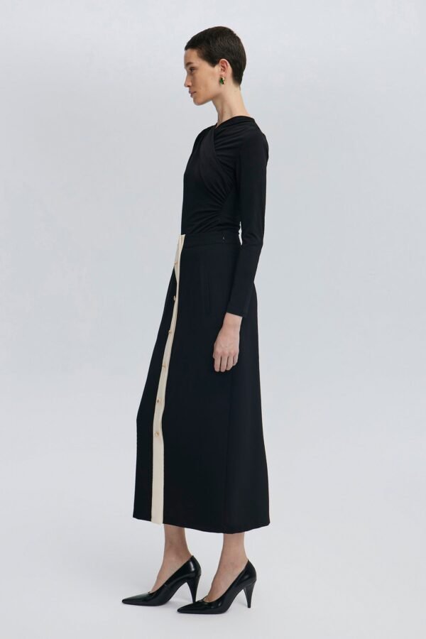 GOLD BUTTONED CREPE SKIRT - Image 3