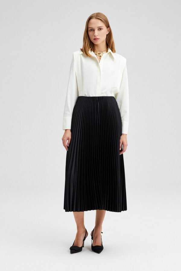 PLEATED SATIN SKIRT - Image 2