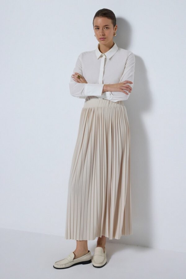PLEATED KNIT SKIRT